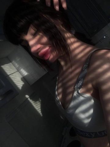 Диана Миниатюрная Брюнетка фото 2